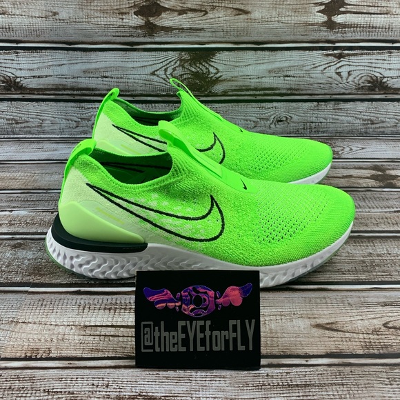 nike epic phantom react flyknit electric green